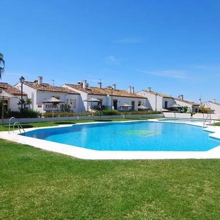 Casa Jardines Del Sol J2 *